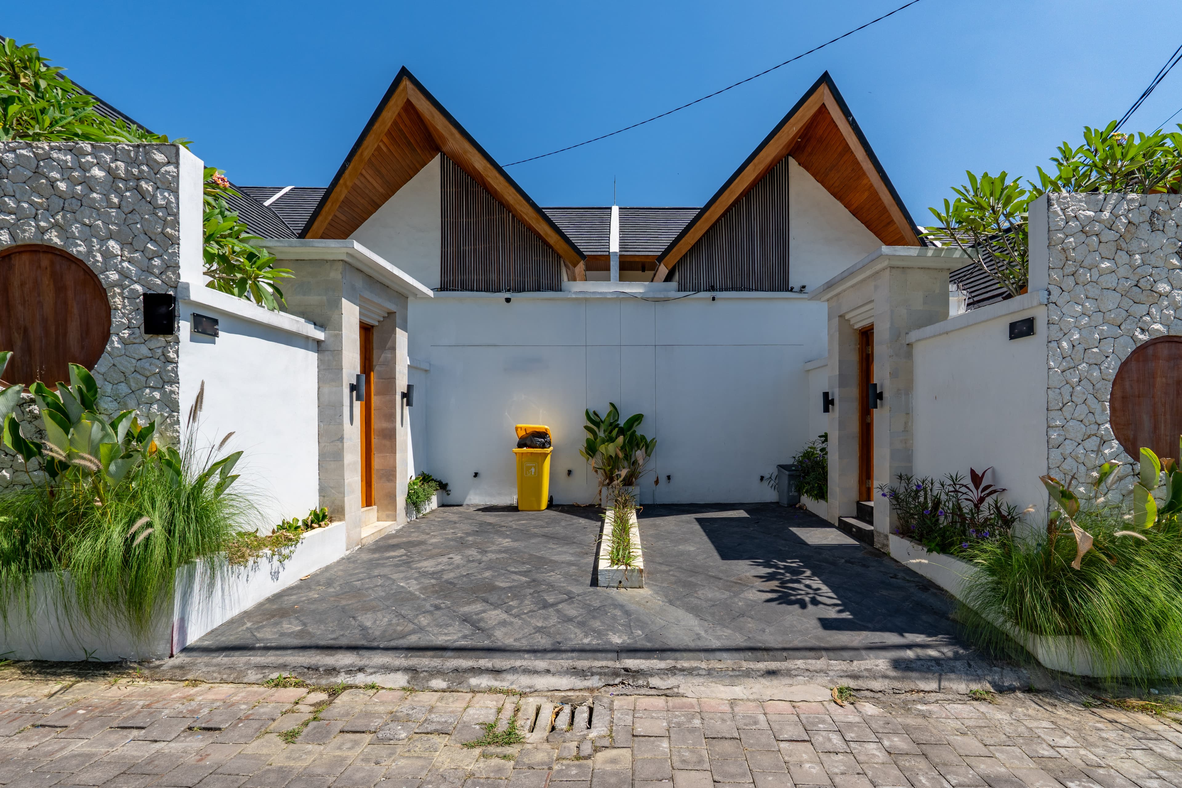 Villa 2 Kamar dengan Private Pool di Buduk 2