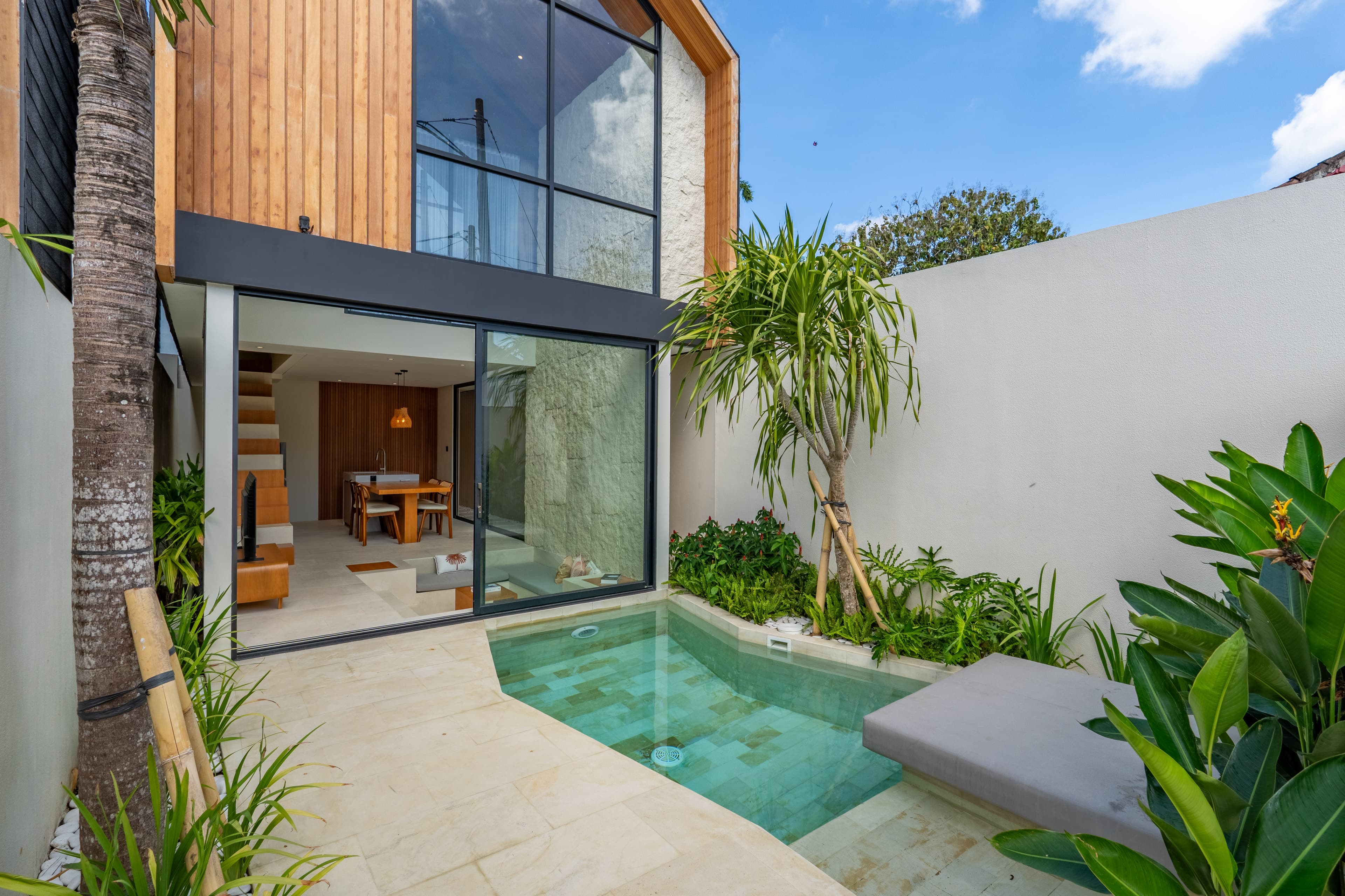 Villa Tropis 2 Kamar dan Kolam Renang di Jimbaran 2