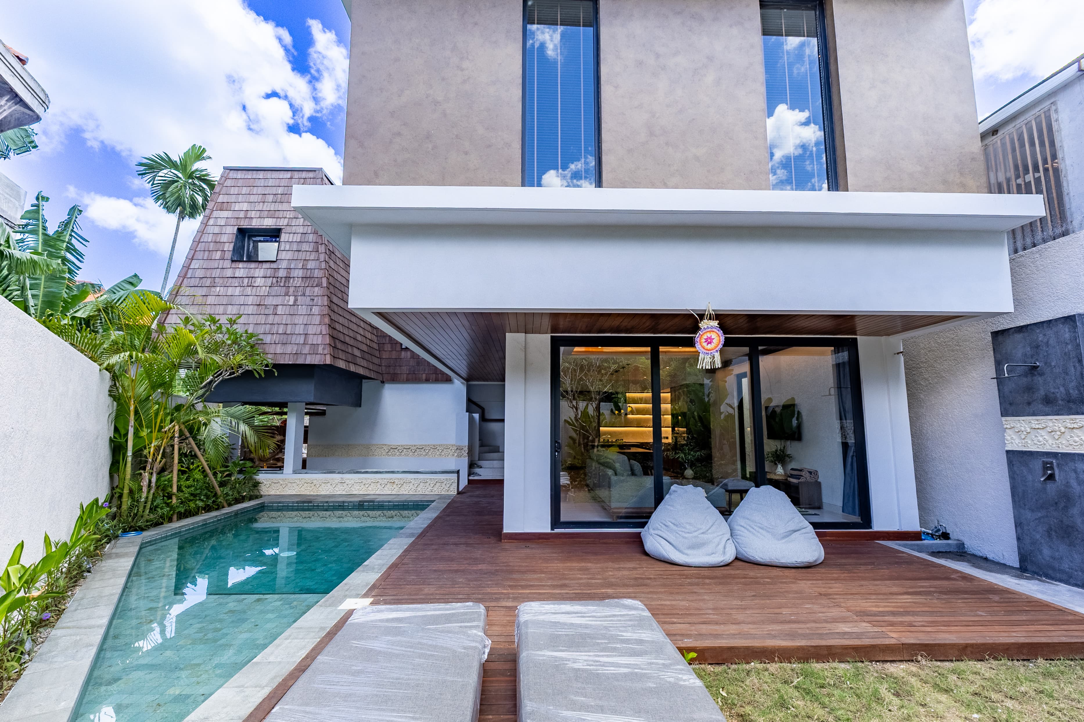 VILLA FULL FURNISH 4 KAMAR DI BATU BOLONG